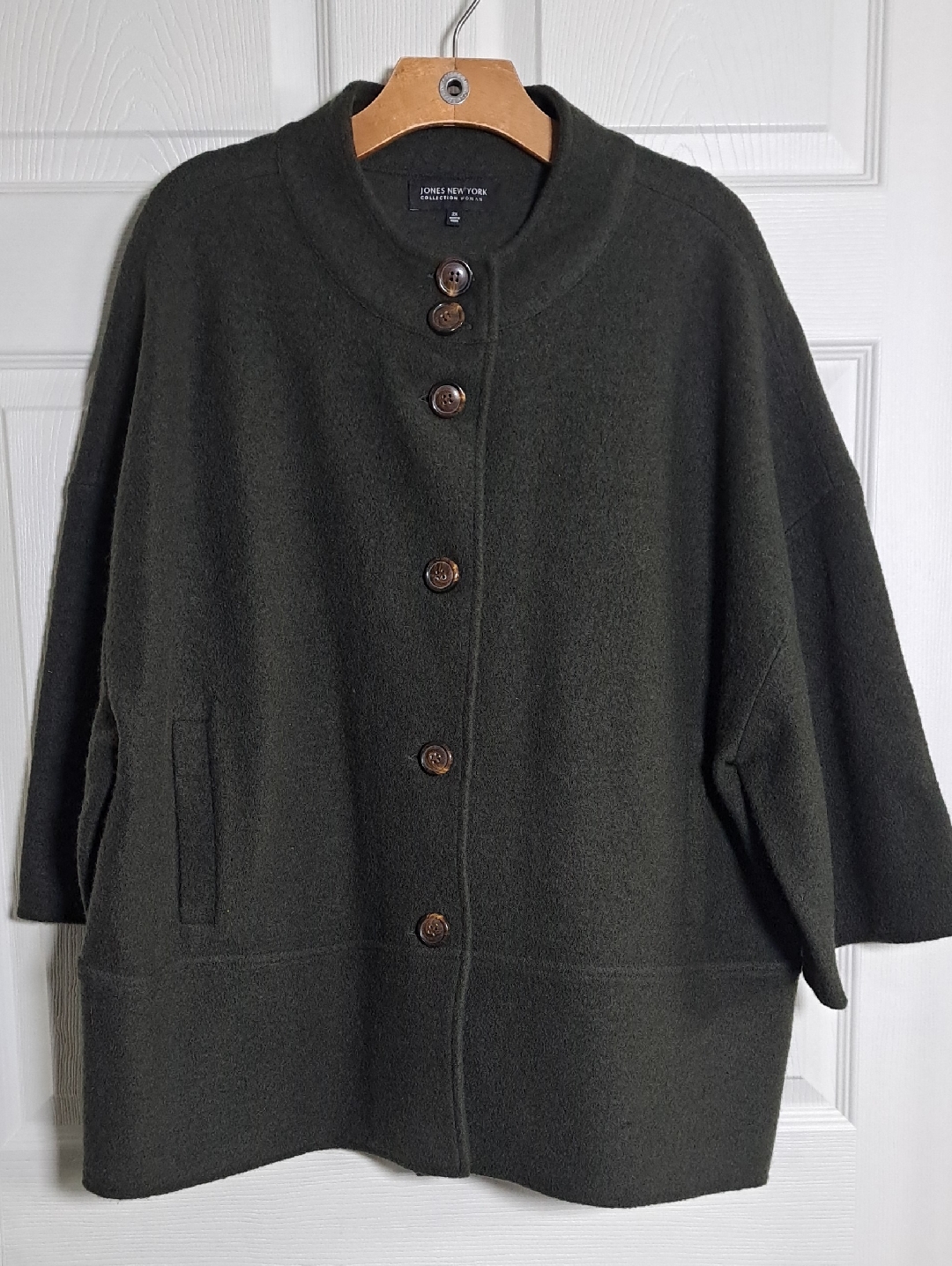 Jones New York Merino Wool Olive Green Button-Front Comfy Wide Sleeve Jacket